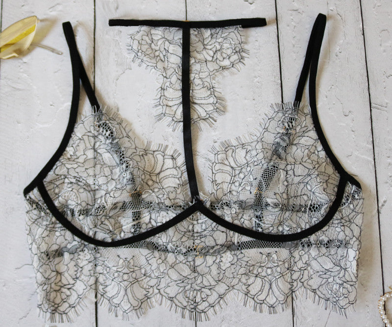 Embroidered Lingerie Three-Point Set