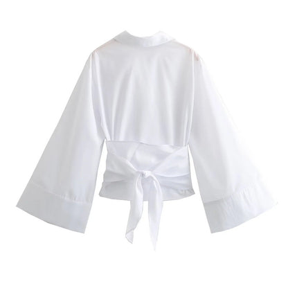 Chemise avec noeud papillon