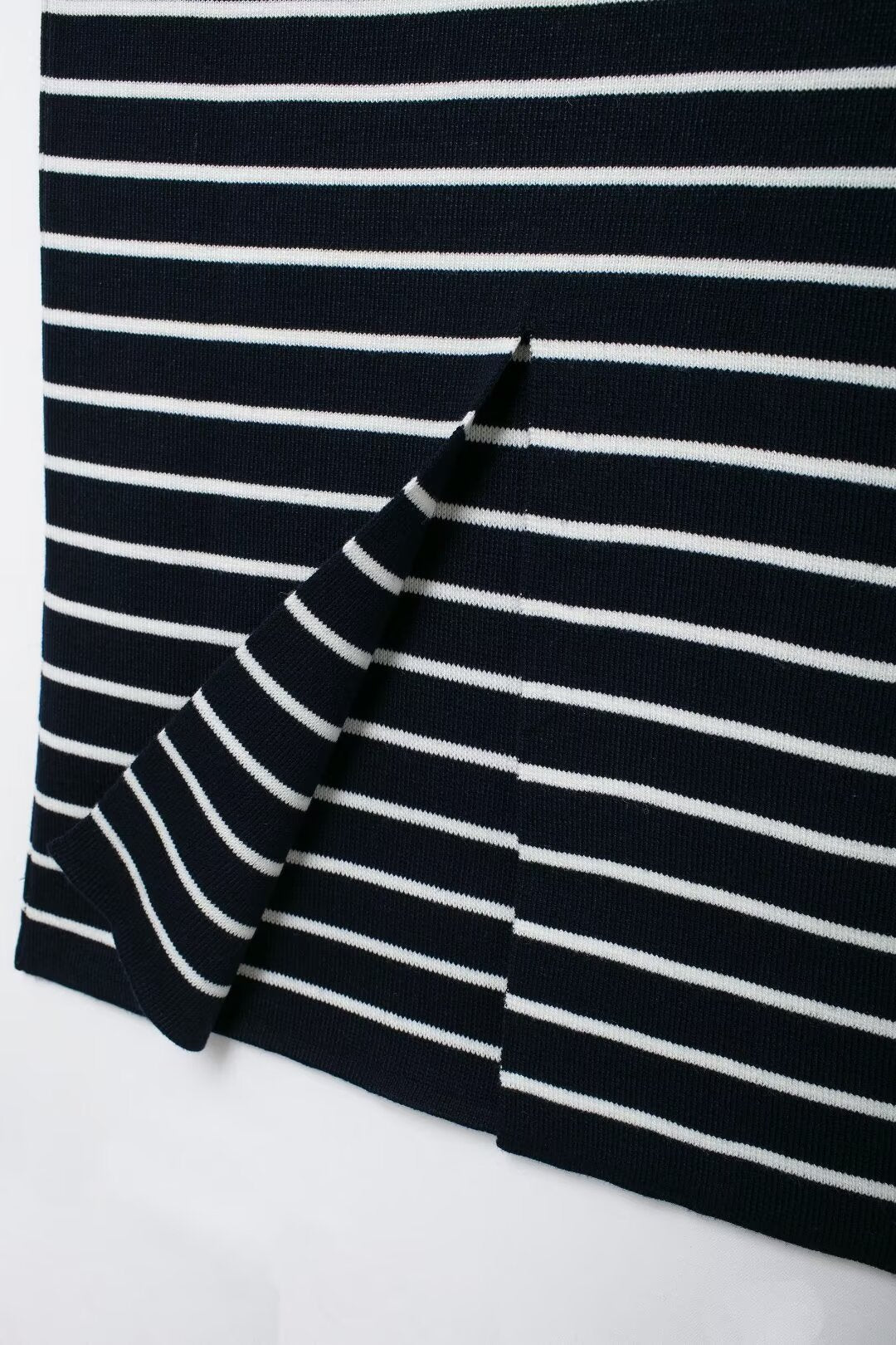 Black & White Striped Knitted Skirt