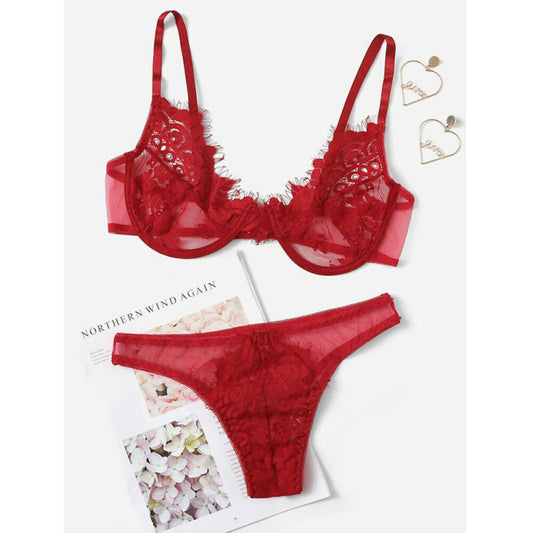 Ensemble de lingerie en dentelle et maille