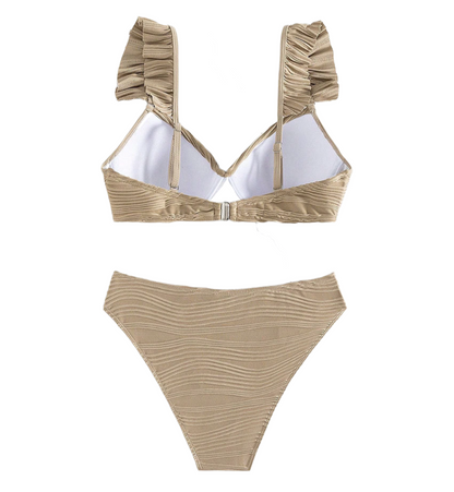 Conjunto de bikini con volantes