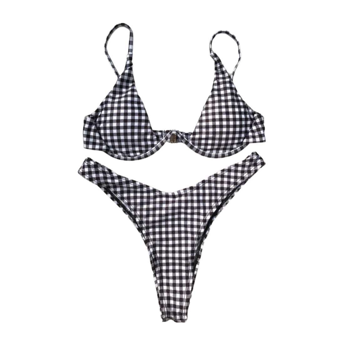 Conjunto de bikini de alambre